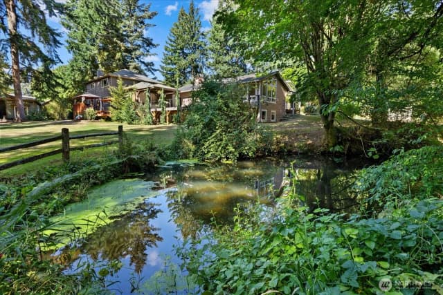 Property photo for 11019 Ne 140th Street, Kirkland