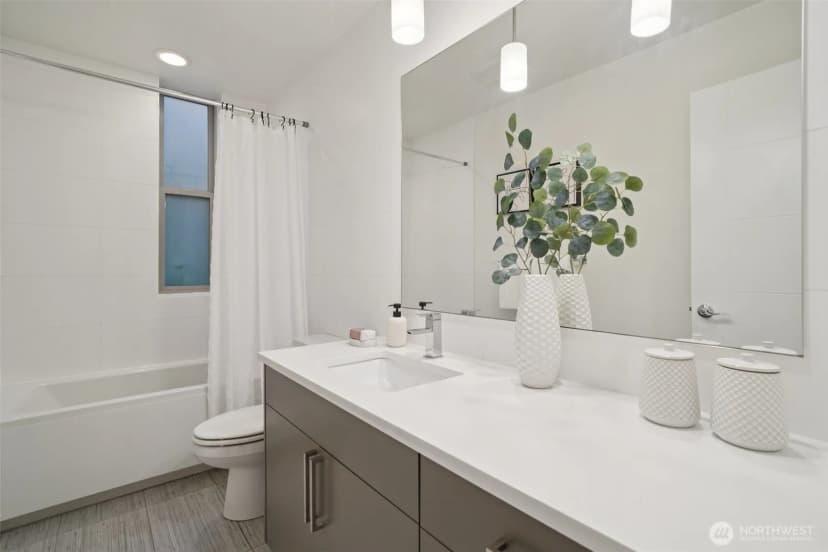 Property photo for 3817 B California Avenue Sw, Seattle photo 26