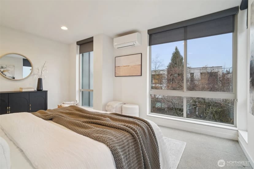 Property photo for 3817 B California Avenue Sw, Seattle photo 17