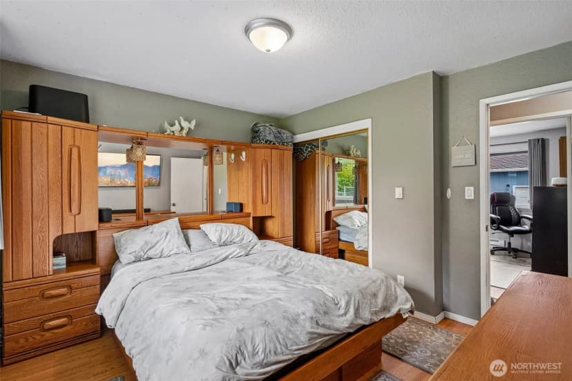 Property photo for 16625 190th Ave Se, Renton photo 14