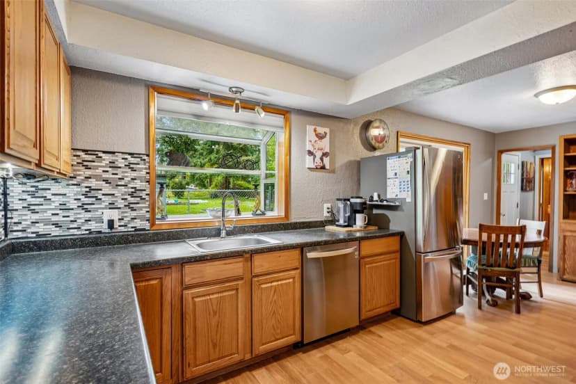 Property photo for 16625 190th Ave Se, Renton photo 9