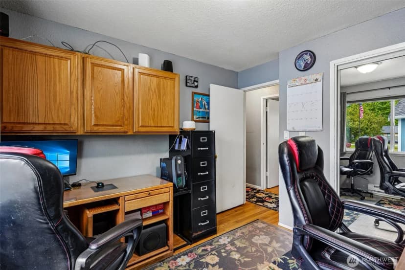 Property photo for 16625 190th Ave Se, Renton photo 18