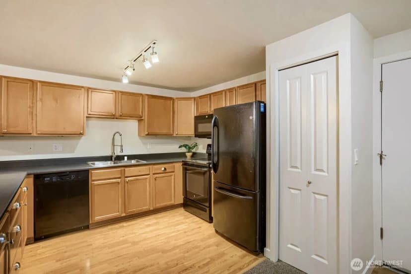 Property photo for 700 Front Street S #b108, Issaquah photo 8