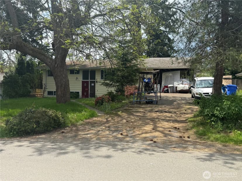 Property photo for 26629 134th Avenue Se, Kent photo 2