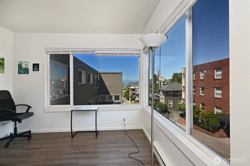 Property photo for 525 E Roy Street, Seattle photo 15