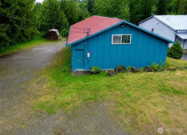 Property photo for 30836 3rd Avenue, Black Diamond photo 3
