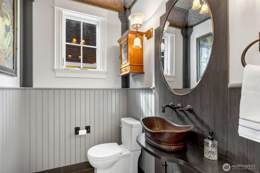 Property photo for 3723 41st Avenue Sw, Seattle photo 15