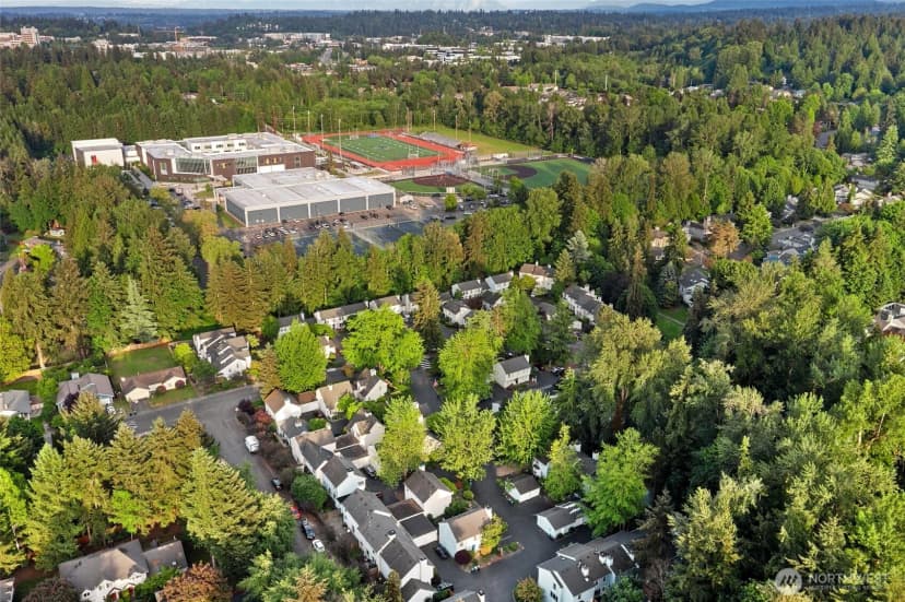 Property photo for 10273 Ne 129th Lane, Kirkland photo 27