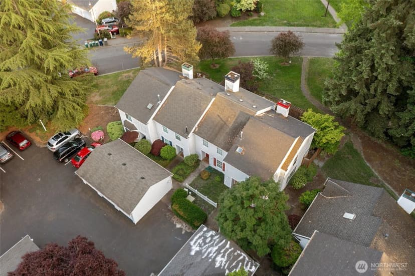 Property photo for 10273 Ne 129th Lane, Kirkland photo 24