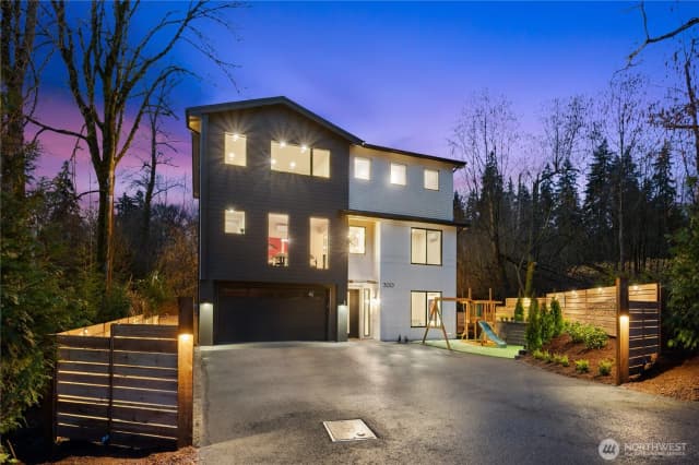 Property photo for 300 Se 208th Street, Bothell