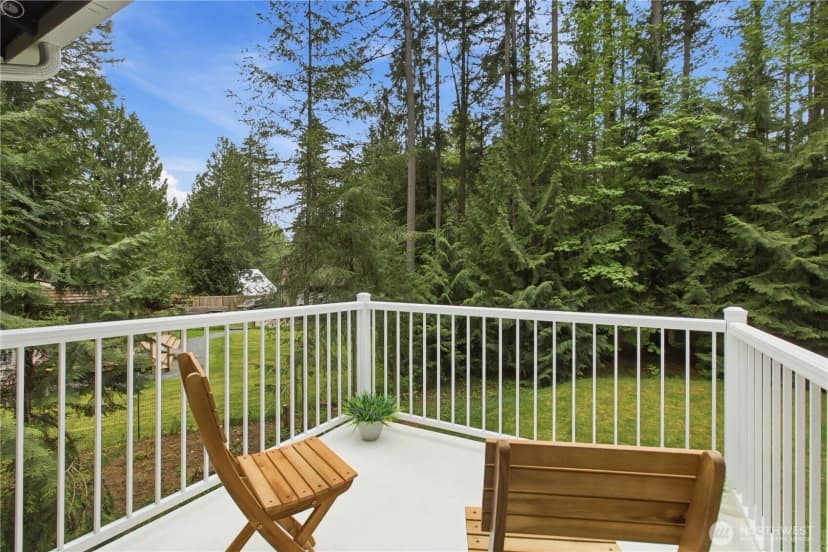 Property photo for 17536 201st Avenue Ne, Woodinville photo 12