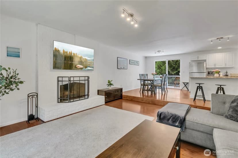 Property photo for 17536 201st Avenue Ne, Woodinville photo 5