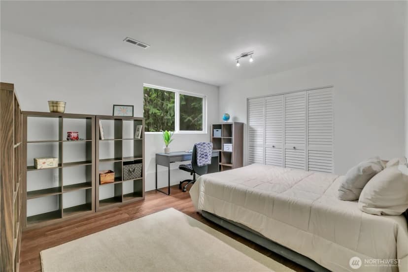 Property photo for 17536 201st Avenue Ne, Woodinville photo 18