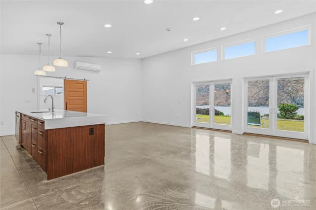 Property photo for 4205 E Plum Pt, Grand Coulee photo 5