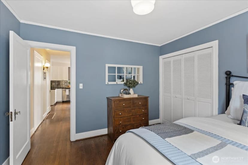 Property photo for 1020 Ne 100th Street #1, Seattle photo 17