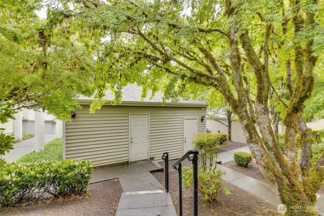 Property photo for 2300 Jefferson Avenue Ne #g-128, Renton photo 4