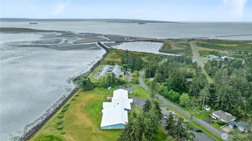Property photo for 556 Duck Lake Drive Ne, Ocean Shores photo 20