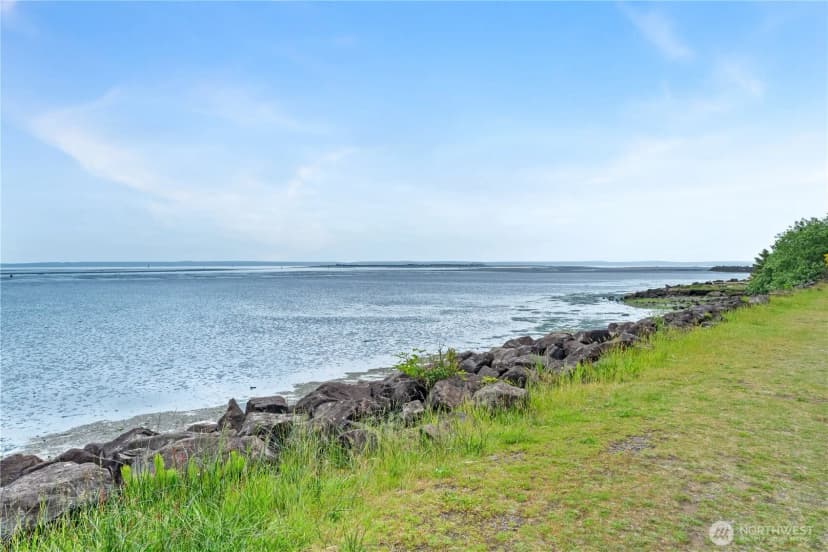 Property photo for 556 Duck Lake Drive Ne, Ocean Shores photo 21