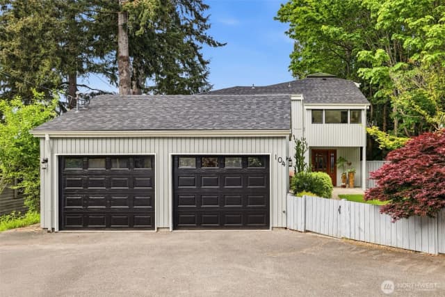 Property photo for 104 Sw 291st Street, Federal Way photo 2