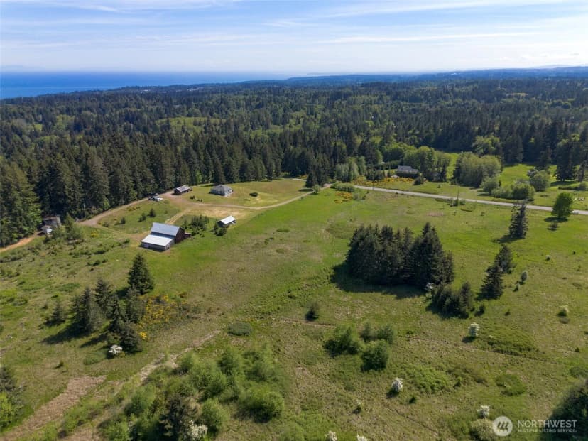 Property photo for 5118 S Mount Angeles Road, Port Angeles photo 13