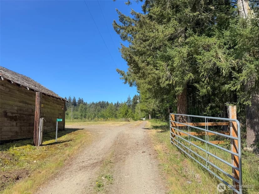Property photo for 5118 S Mount Angeles Road, Port Angeles photo 26