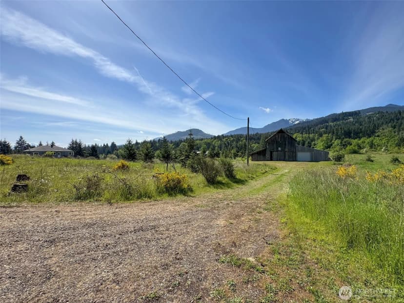 Property photo for 5118 S Mount Angeles Road, Port Angeles photo 27