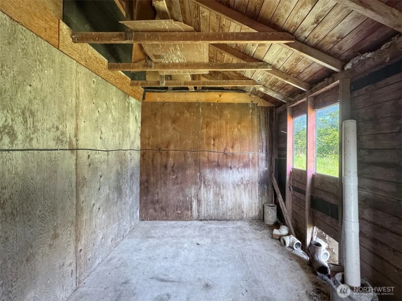 Property photo for 5118 S Mount Angeles Road, Port Angeles photo 31