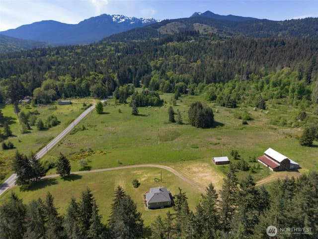 Property photo for 5118 S Mount Angeles Road, Port Angeles photo 3