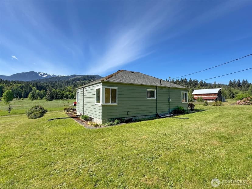 Property photo for 5118 S Mount Angeles Road, Port Angeles photo 25