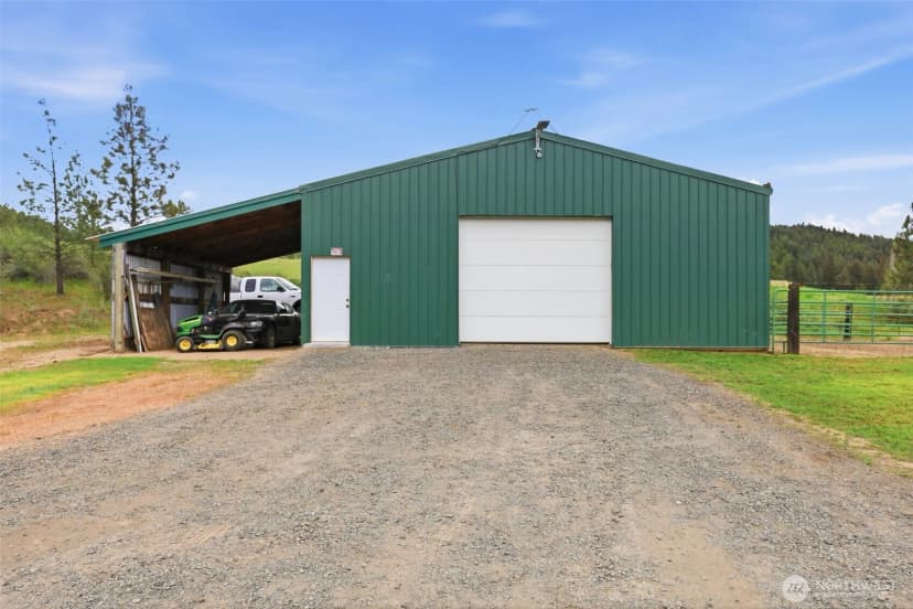 Property photo for 36499 Teel Hill Road N, Davenport photo 30