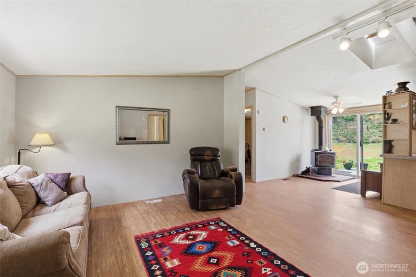 Property photo for 36499 Teel Hill Road N, Davenport photo 6