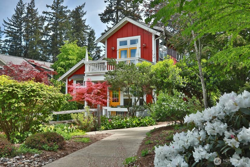 Property photo for 1037 Highview Street, Langley