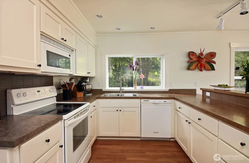 Property photo for 1037 Highview Street, Langley photo 18