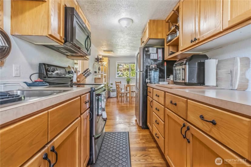 Property photo for 36 E Little Island Road, Cathlamet photo 10