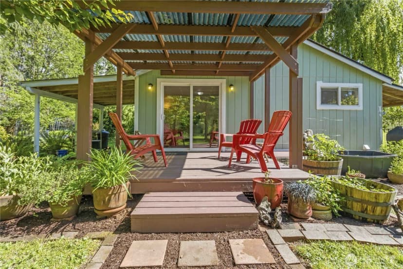 Property photo for 36 E Little Island Road, Cathlamet photo 17