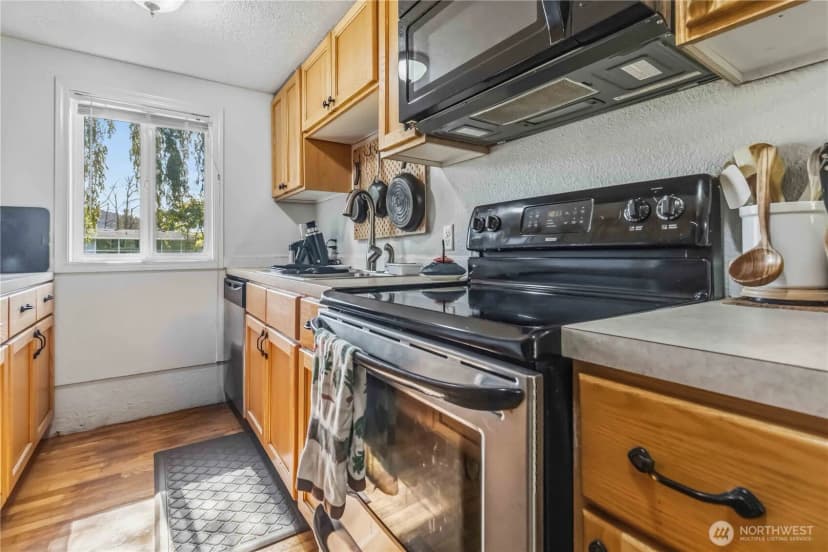 Property photo for 36 E Little Island Road, Cathlamet photo 12