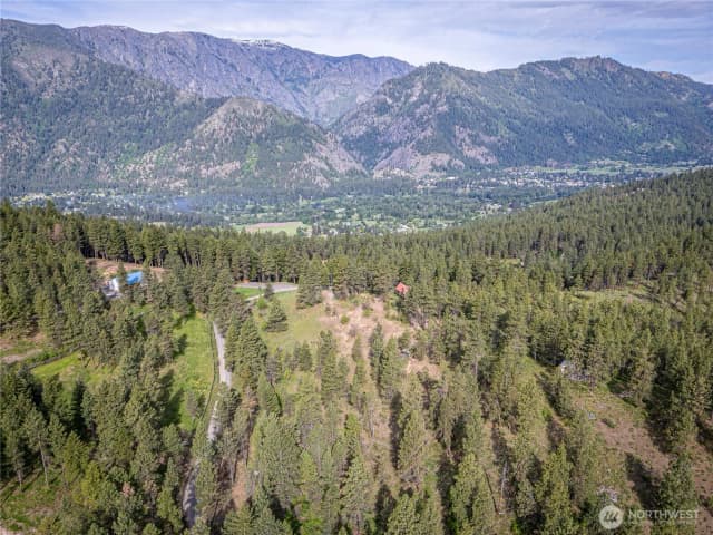 Property photo for 329 First Grade Road, Leavenworth photo 4