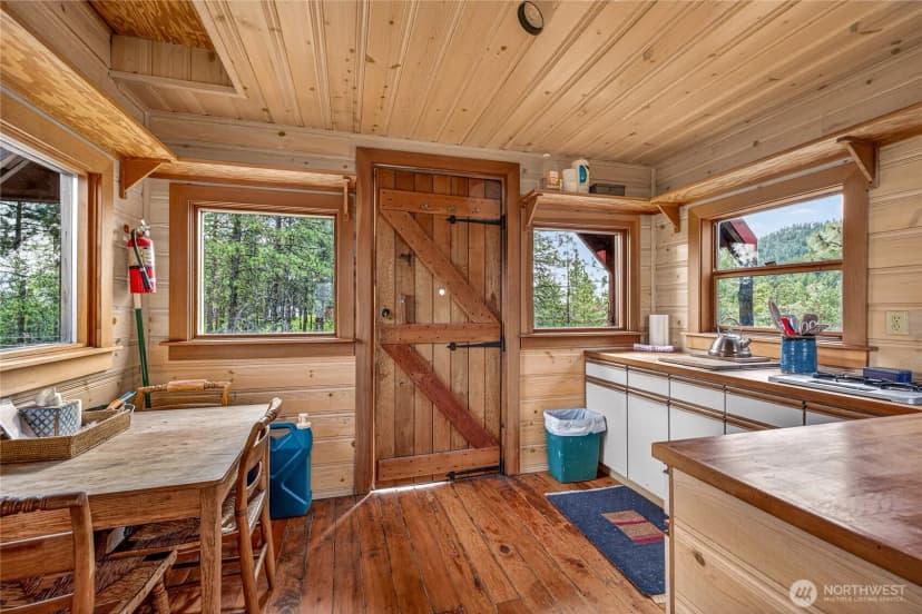 Property photo for 329 First Grade Road, Leavenworth photo 16
