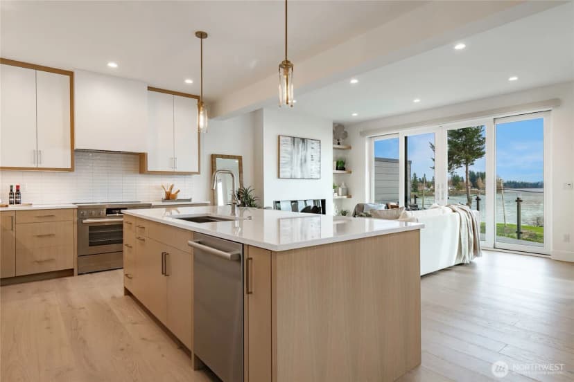 Property photo for 1557 Mitchell Avenue #2, Blaine photo 19