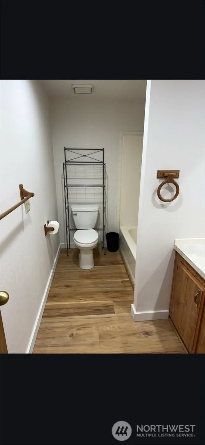 Property photo for 31205 N Place, Ocean Park photo 18