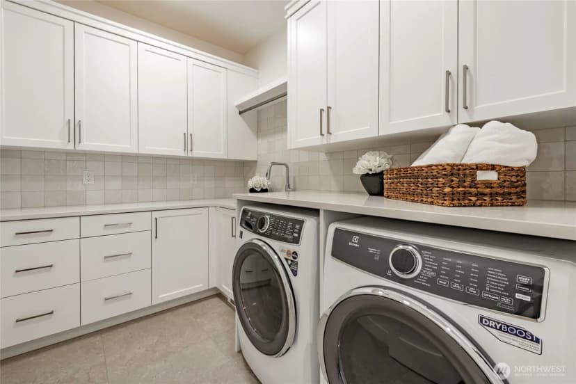 Property photo for 1553 Mitchell Avenue #3, Blaine photo 32