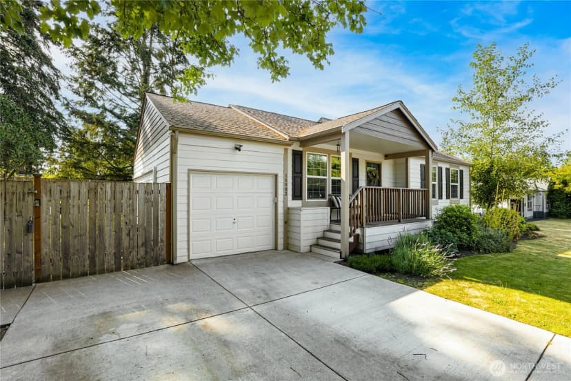 Property photo for 15902 95th Avenue Ct E, Puyallup photo 4