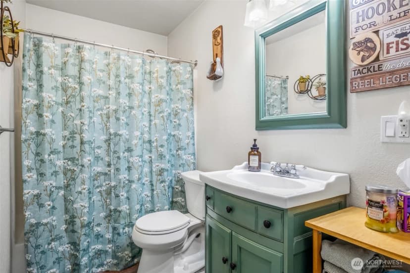 Property photo for 208 West, Leavenworth photo 32