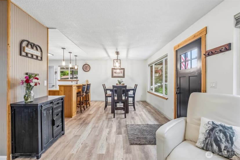 Property photo for 208 West, Leavenworth photo 19