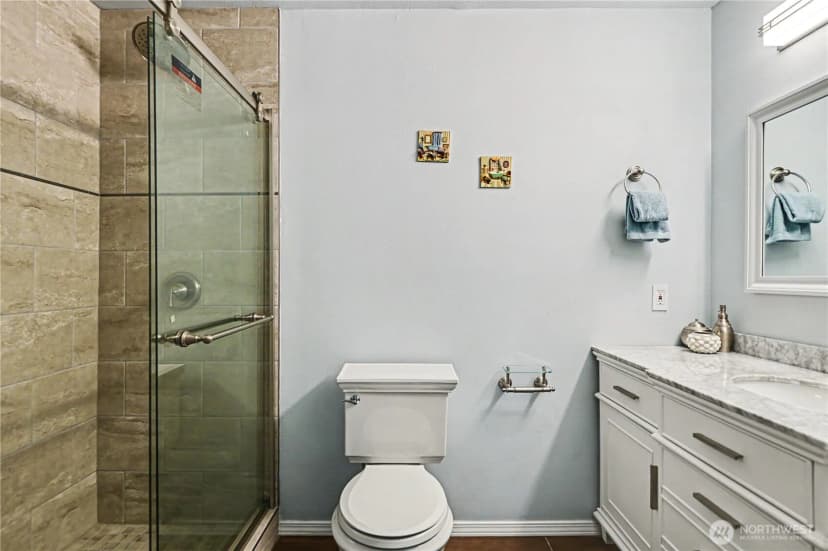 Property photo for 13616 Ne 7th Street #e3, Bellevue photo 20
