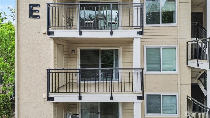 Property photo for 13616 Ne 7th Street #e3, Bellevue photo 23