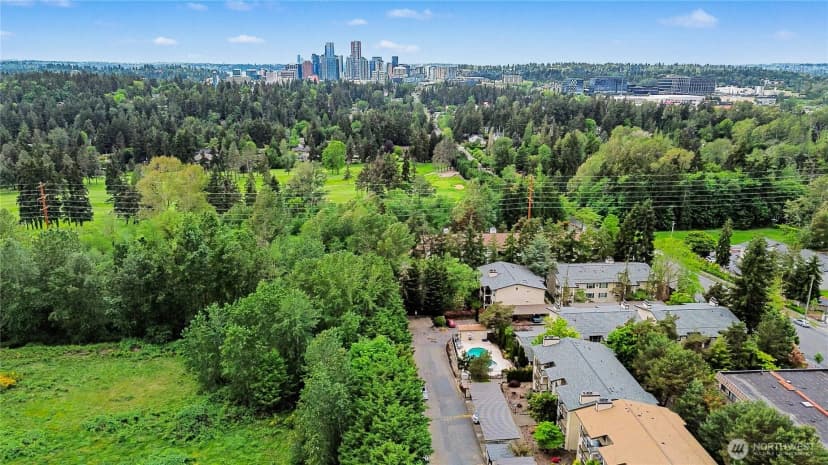 Property photo for 13616 Ne 7th Street #e3, Bellevue photo 27