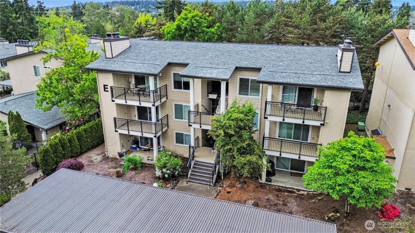 Property photo for 13616 Ne 7th Street #e3, Bellevue photo 24