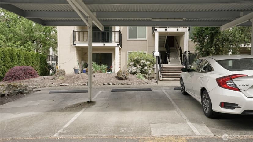 Property photo for 13616 Ne 7th Street #e3, Bellevue photo 29