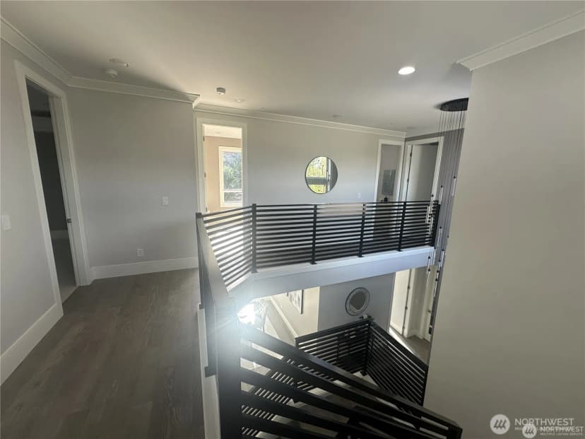 Property photo for 4413 Ne 26 Place, Renton photo 12